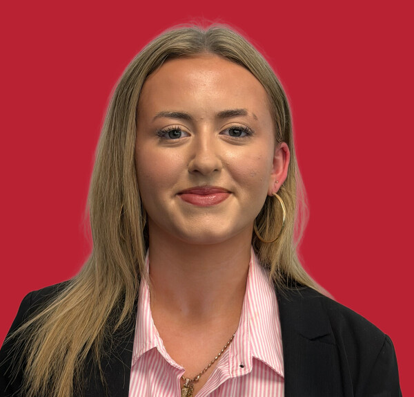 House Captain: Lois Image